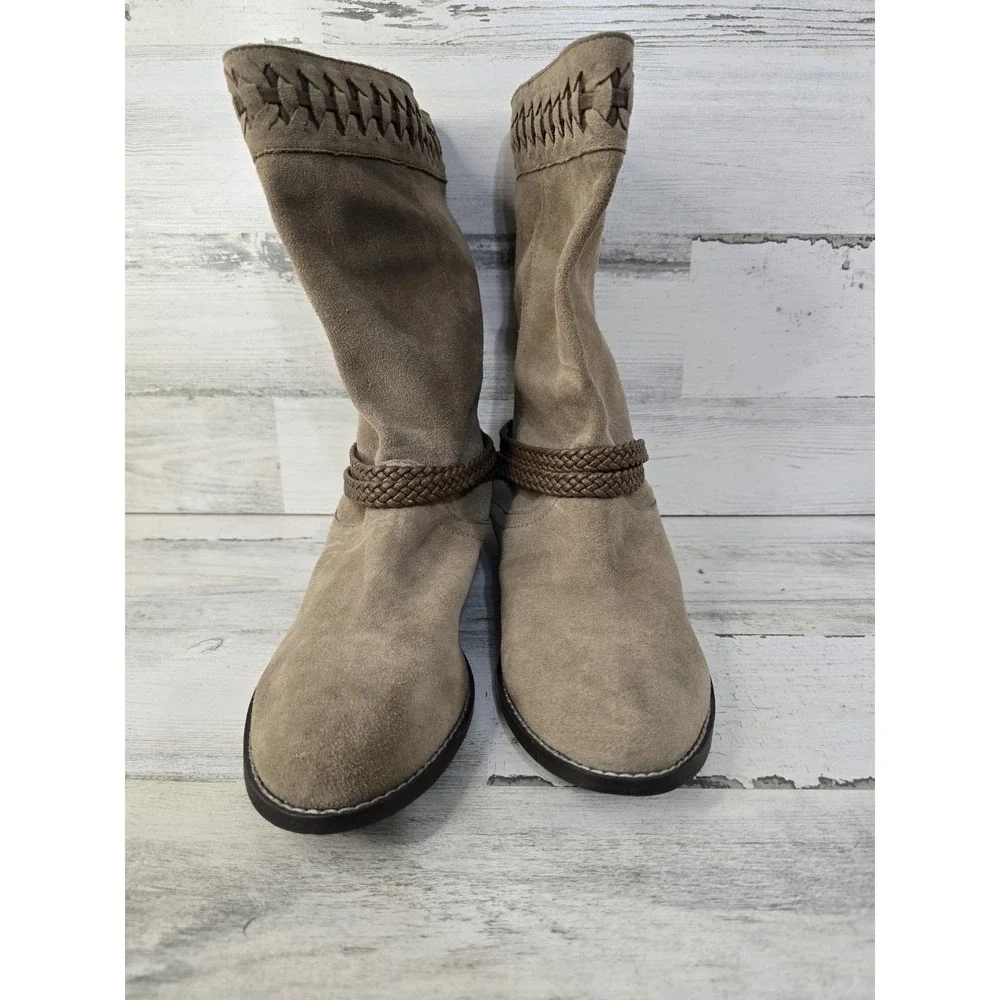 Very Volatile Womens 8.5 Taupe Suede Mid-Calf Boho Boots‎ Braided Tassel Accent